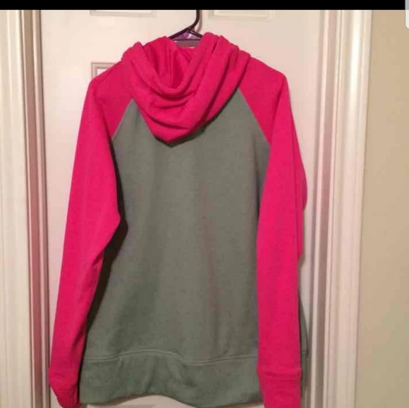 Nike Livestrong Hoodie - Picture 2 of 3